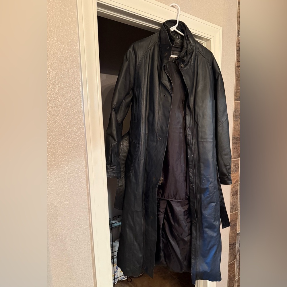 Charles Klein Black Vintage Leather Trench Coat for Women
